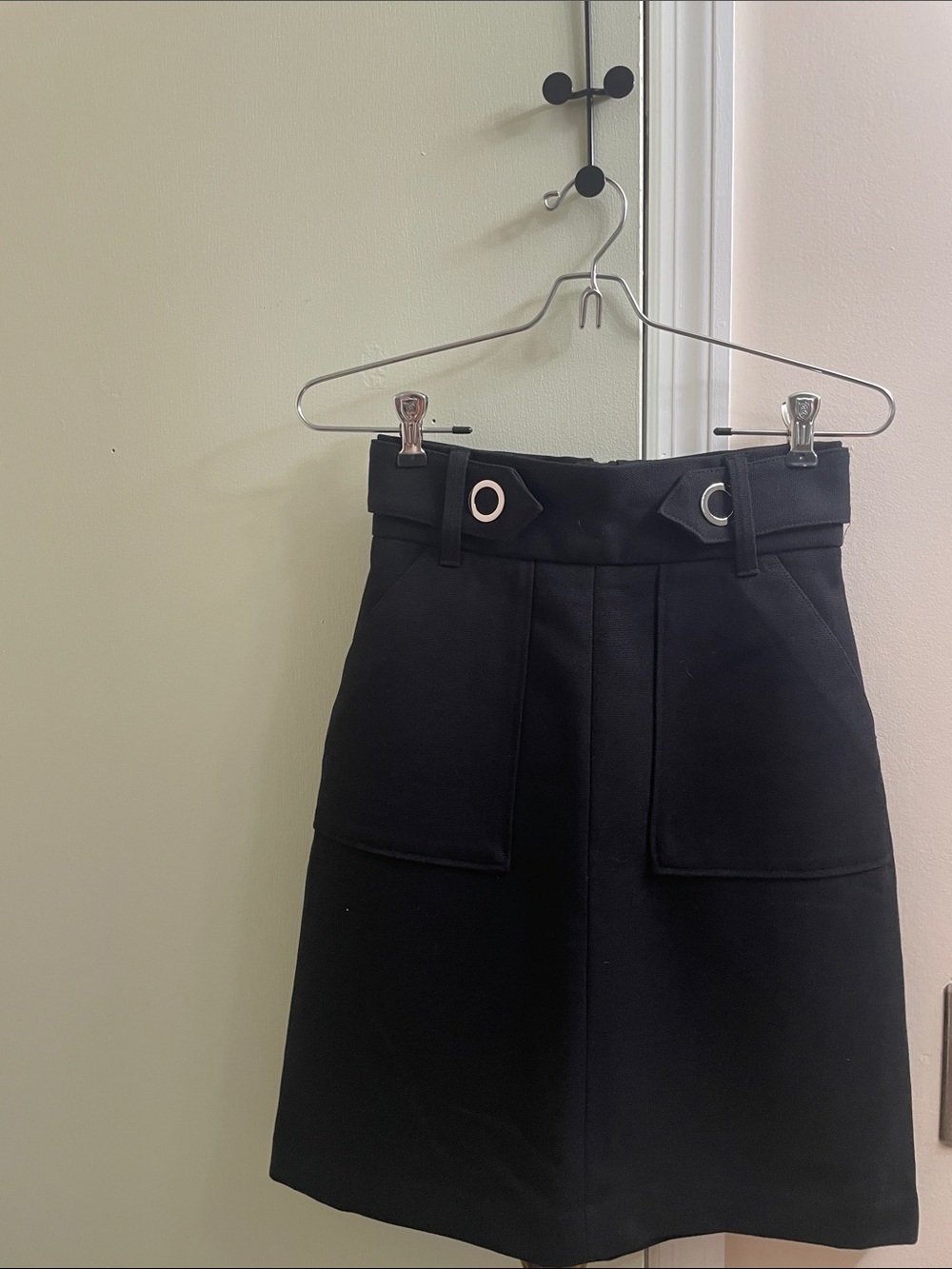 H&M Black Mini Skirt with Eyelet Waist